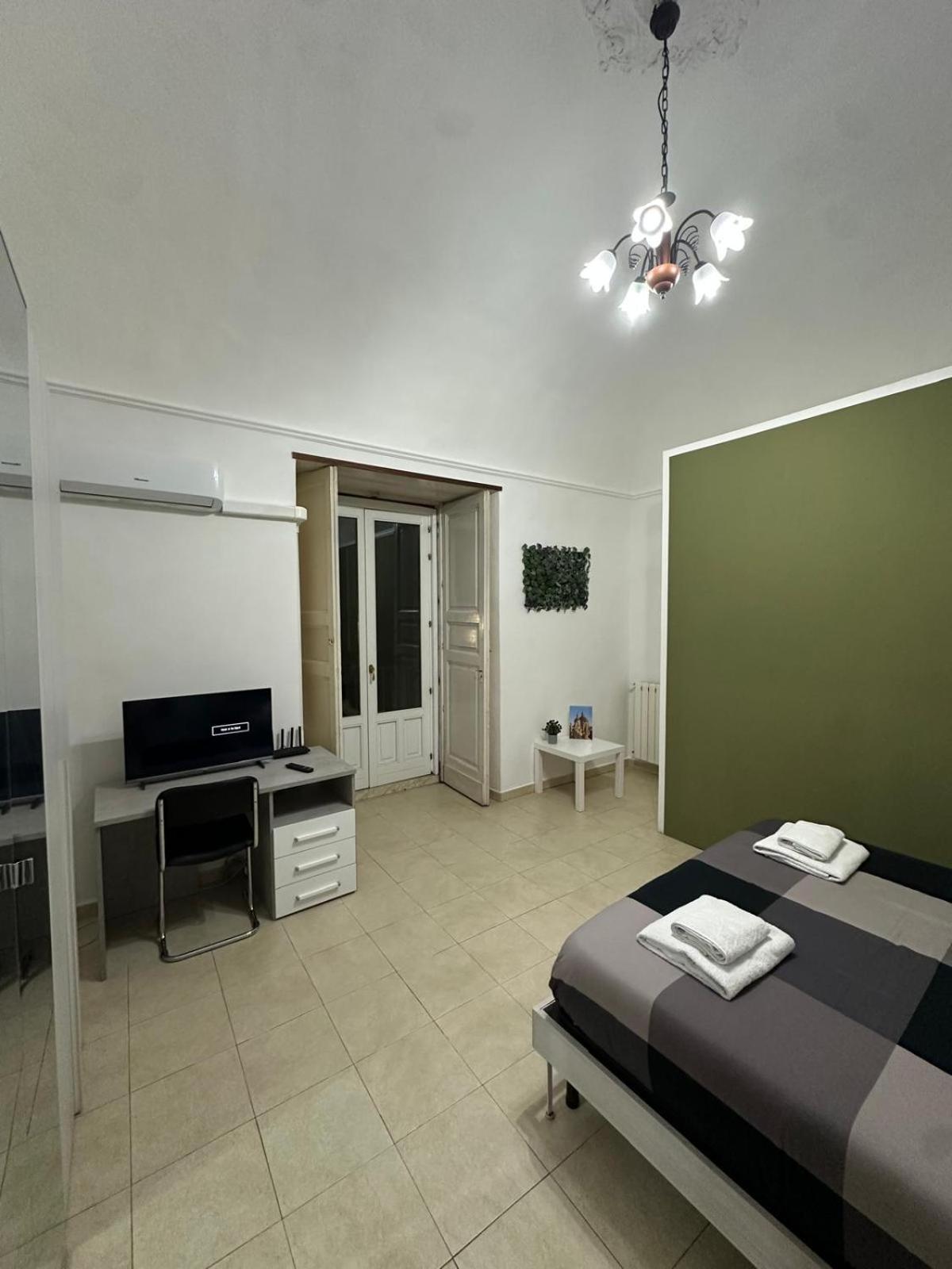 Agata House Hotel Catania Exterior photo